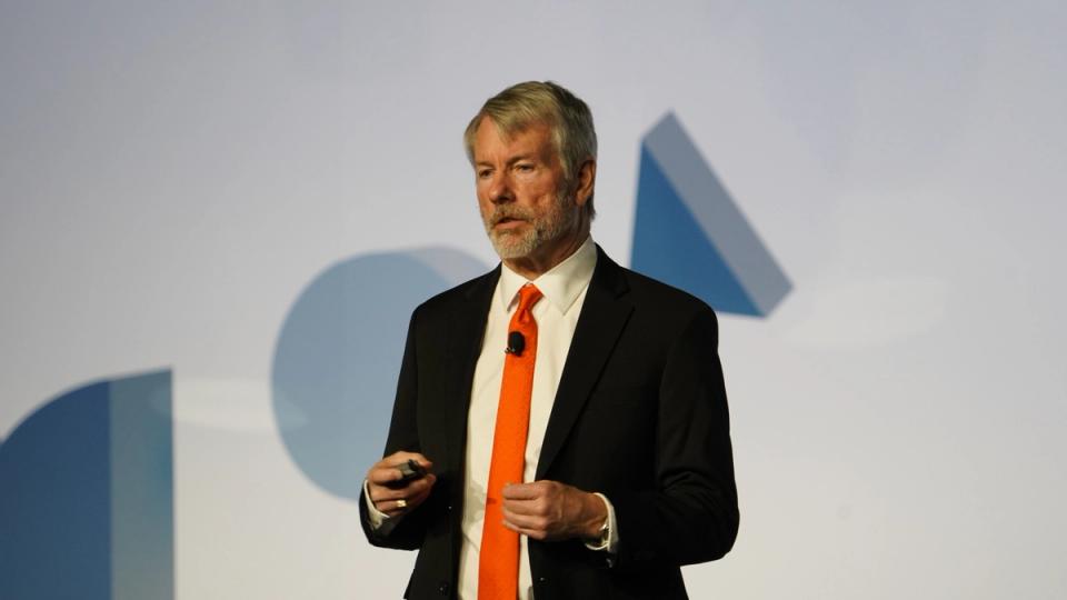 MSTR's Preferred Equity Rebounds, Fueling Bitcoin Accumulation