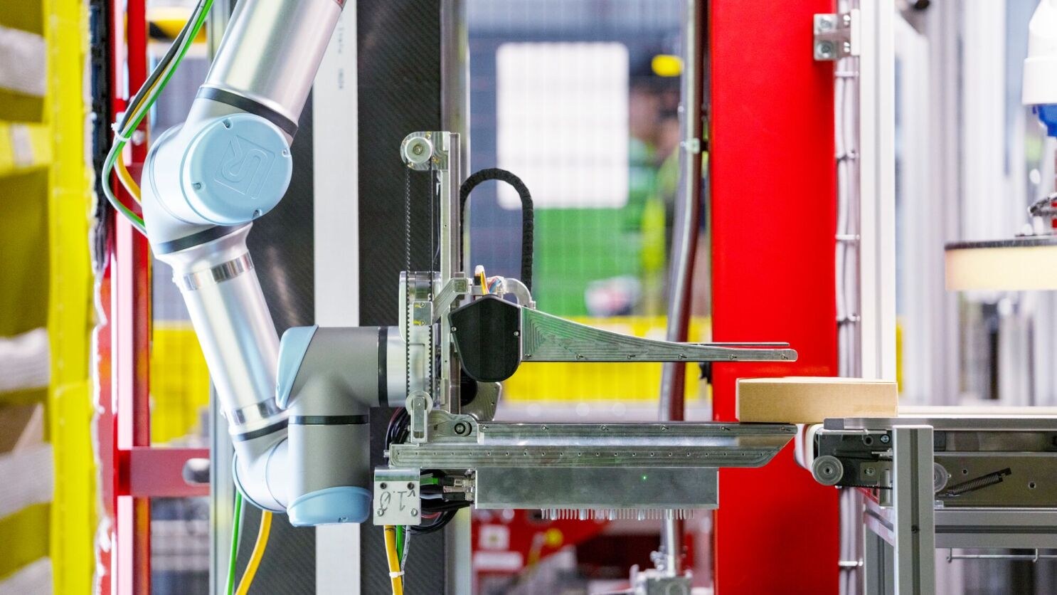 Bezos' Prometheus Taps xAI Co-Founder for Physical AI Infrastructure